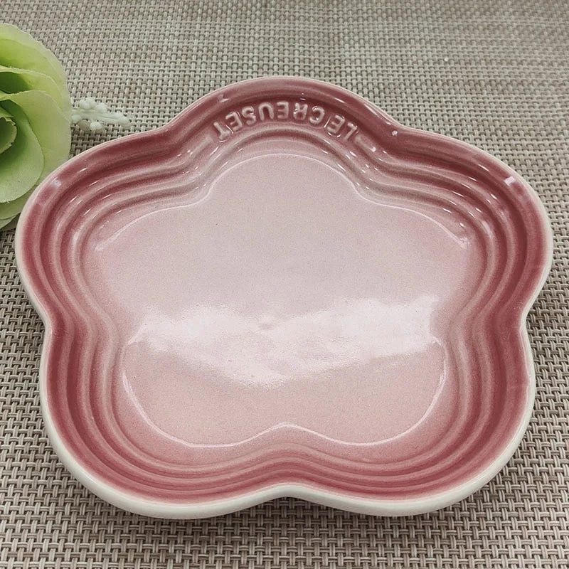 Plum Blossom Small Plate 5.5Inches 14cm