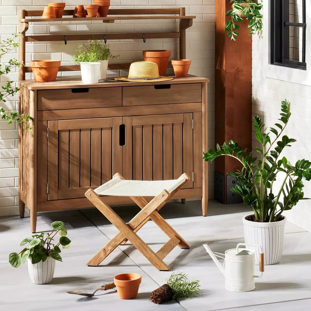 White Metal Watering Can for Outdoor Indoor Plants