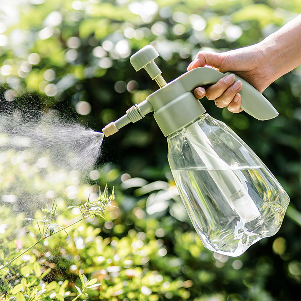 Indoor Large Pressure Watering Can