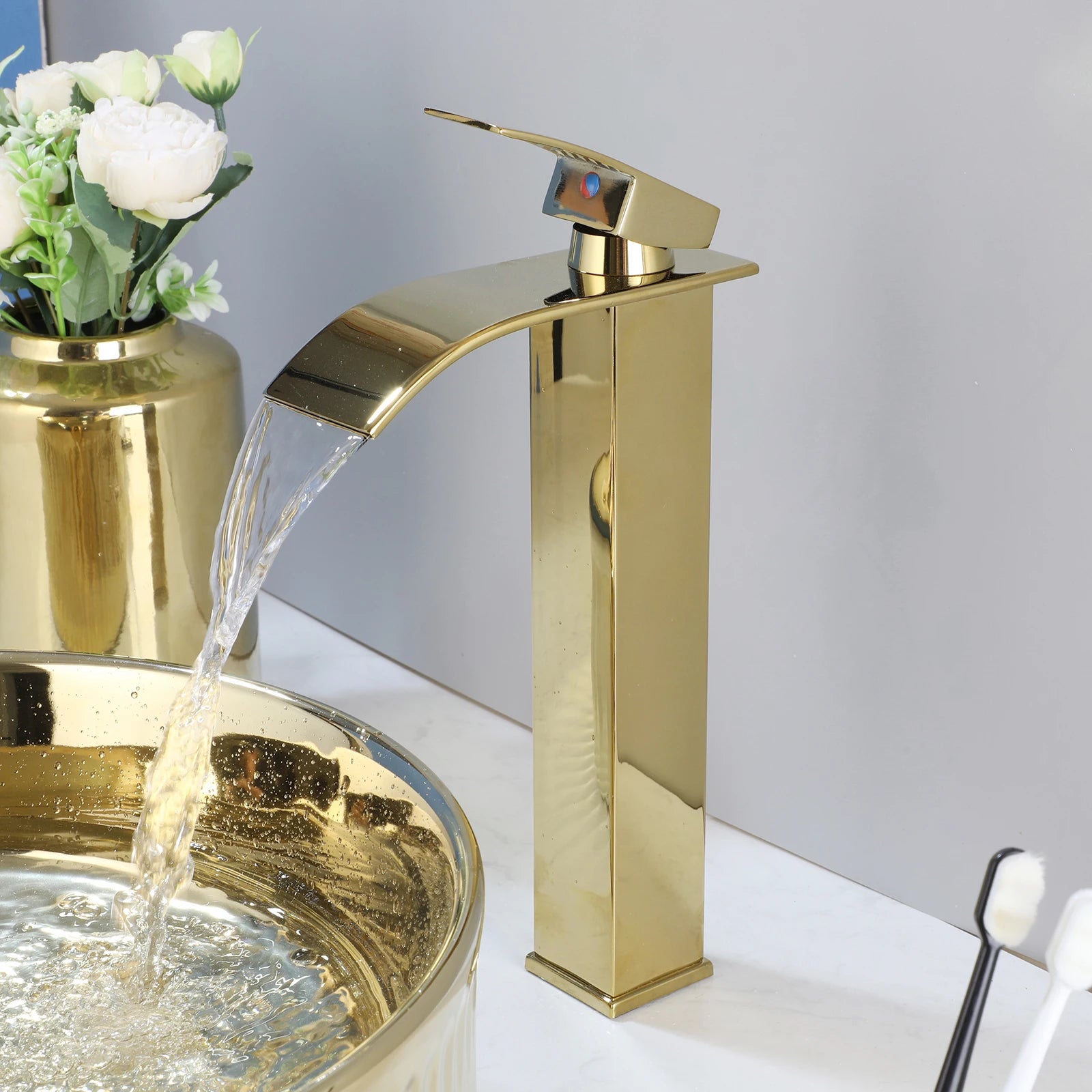 Gold Round Vessel Sink with Faucet (13.6x11.6”)